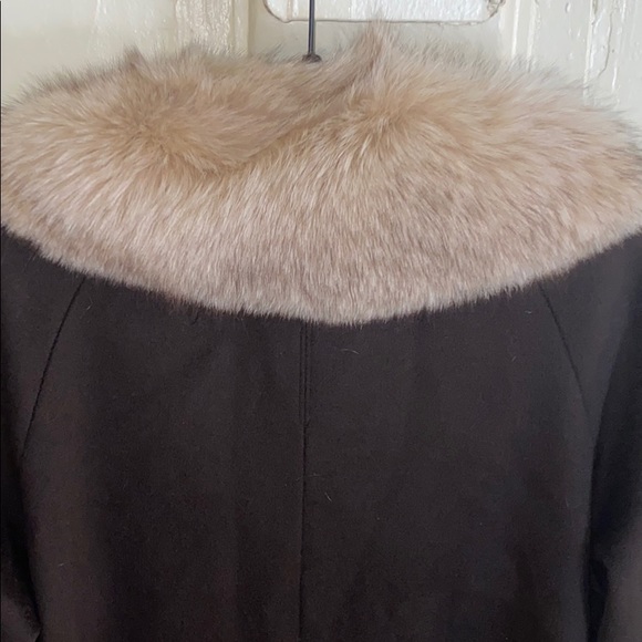 Fisher pea coat with real fur collar - Picture 11 of 16
